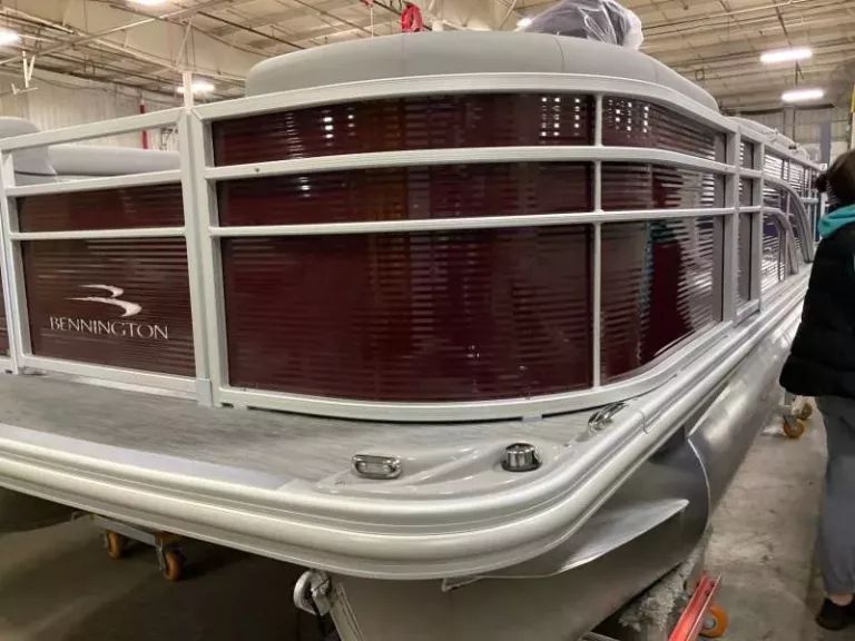 Bennington Pontoon Boats Upstate New York Bennington Pontoon Boat Dealer