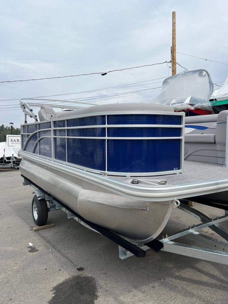Bennington Pontoon Boats Upstate New York Bennington Pontoon Boat Dealer